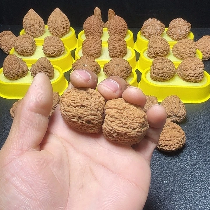 溜***兔文玩核桃把件凹底拉丝南疆34尺6