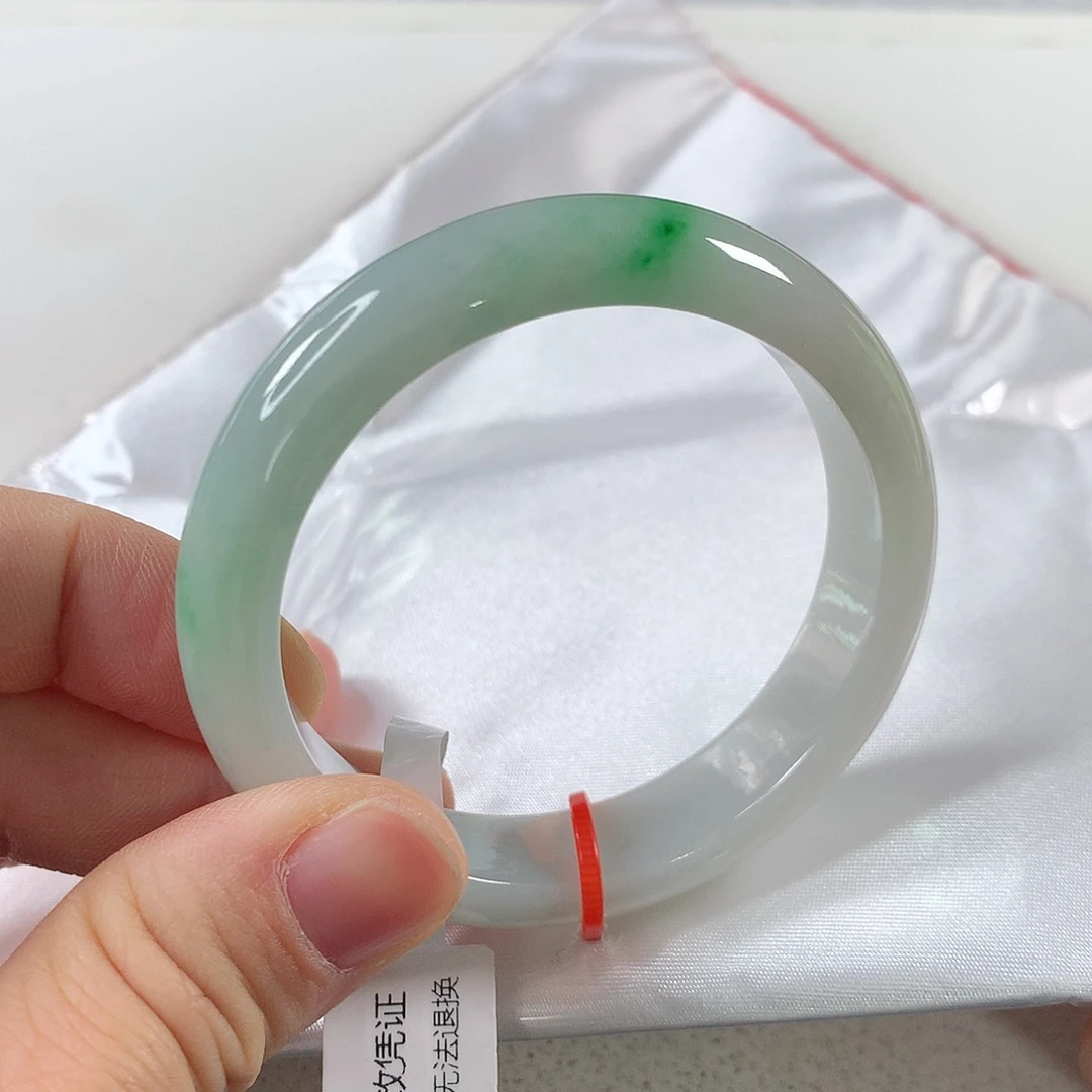 翡翠手镯未镶嵌⑦⑤