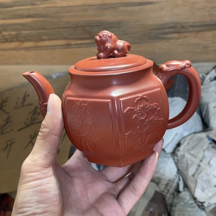 茶壶紫砂老厂紫砂壶一件。