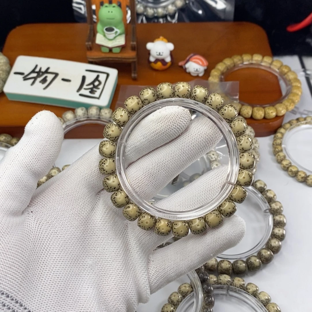 吊坠星月菩提10。卡9大留白