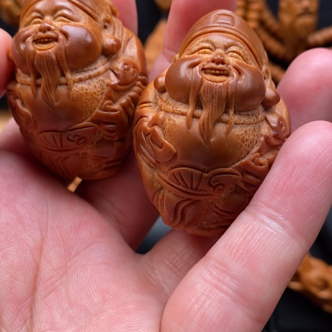 橄榄核手串财神手球