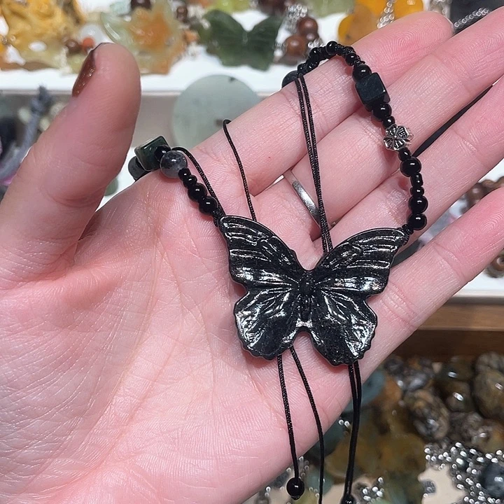 小***.蛇纹石玉合金颈饰