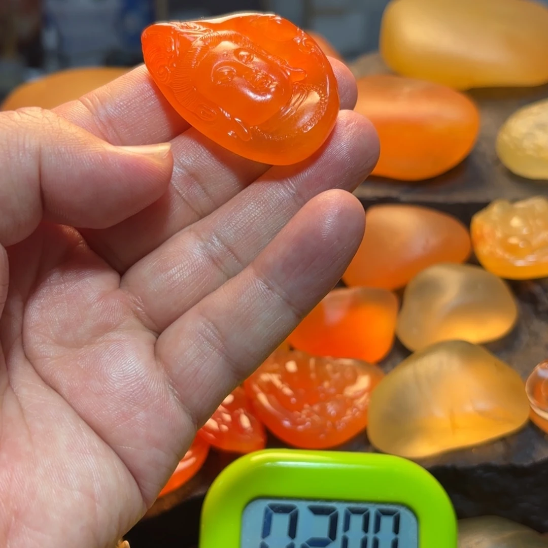 沉***3石英岩玉未镶嵌挂件