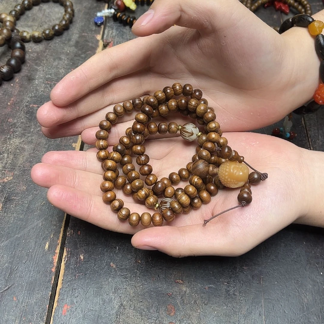 大叶紫檀（黑酸枝木类）