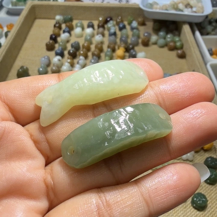 南***8和田玉未镶嵌珠宝奇石