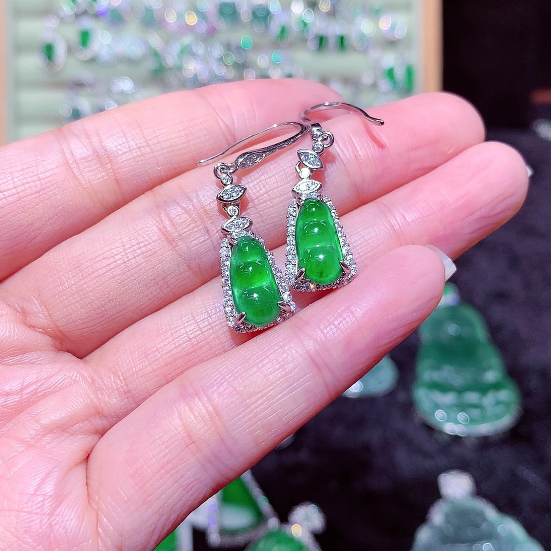 【闪购商品】翡翠吊坠(不含链)未镶嵌