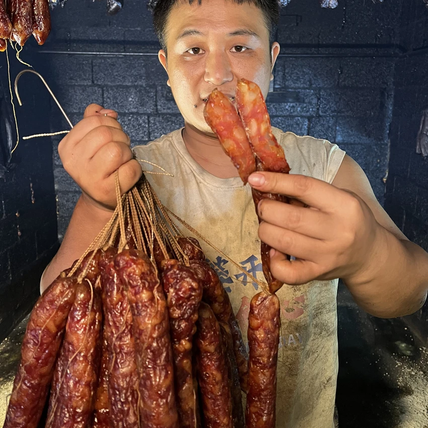 香肠正宗湖南苗族农村熟食土猪柴火烟熏腊味