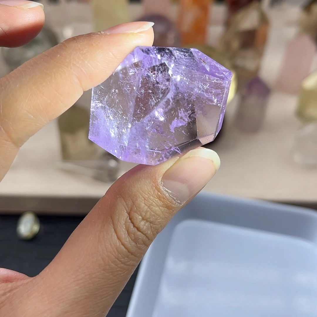 珠宝半成品水晶未镶嵌94玻利维亚紫随行