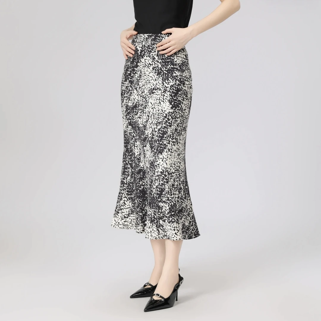 AMASS/阿玛施 新款复古气质优雅修身中长款半身裙 5200260