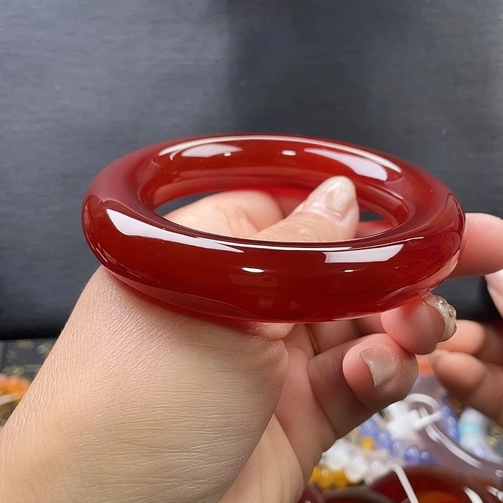 玛瑙/玉髓未镶嵌手镯59.5