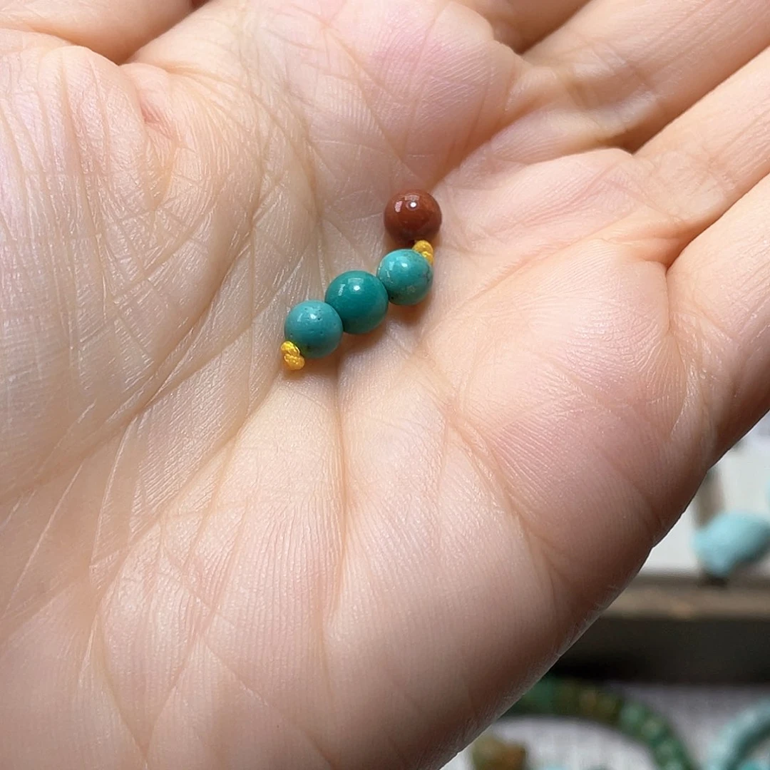 南红玛瑙配饰未镶嵌