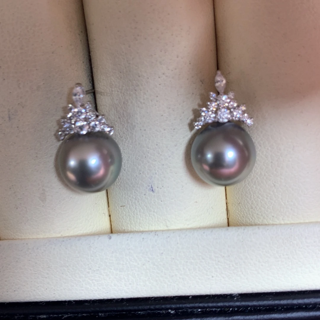 海水珍珠耳饰18K金镶嵌