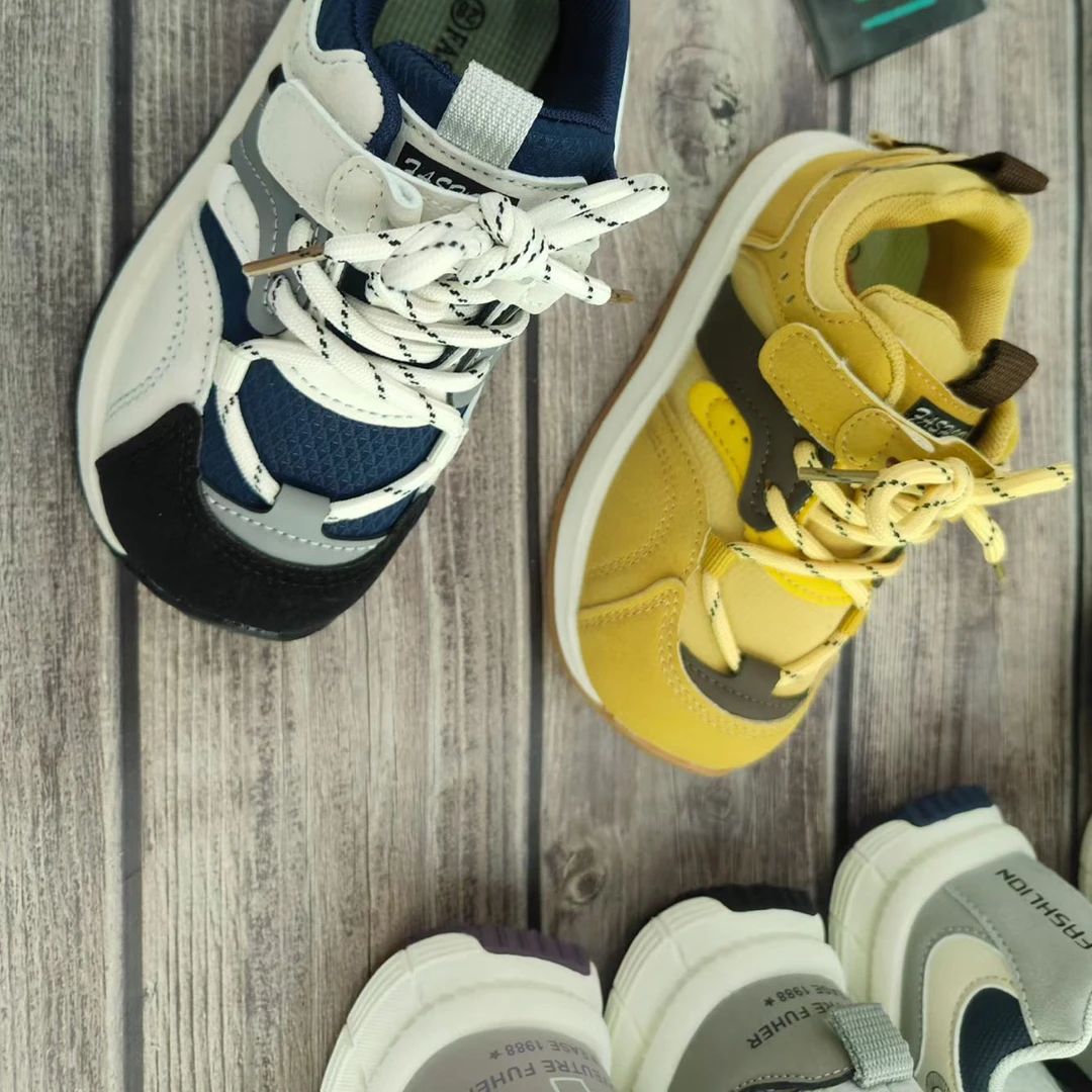 新款儿童四季休闲运动鞋