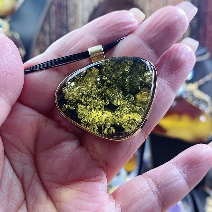 琥珀颈饰银S925镶嵌吊坠