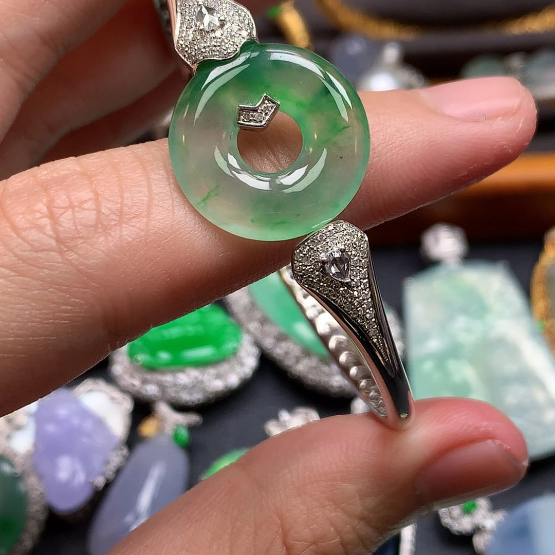 翡翠18K金镶嵌手镯（开口镯）