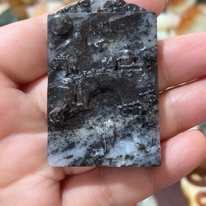 岫玉吊坠(赠链)未镶嵌