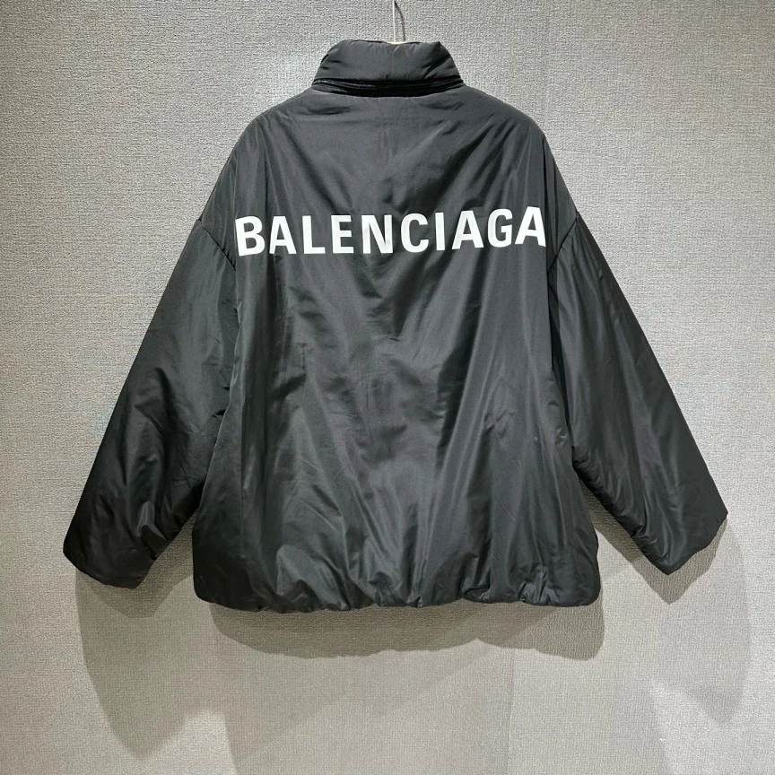 99新 Balenciaga/巴黎世家 (pm)背后印花棉服外套 50码/9221