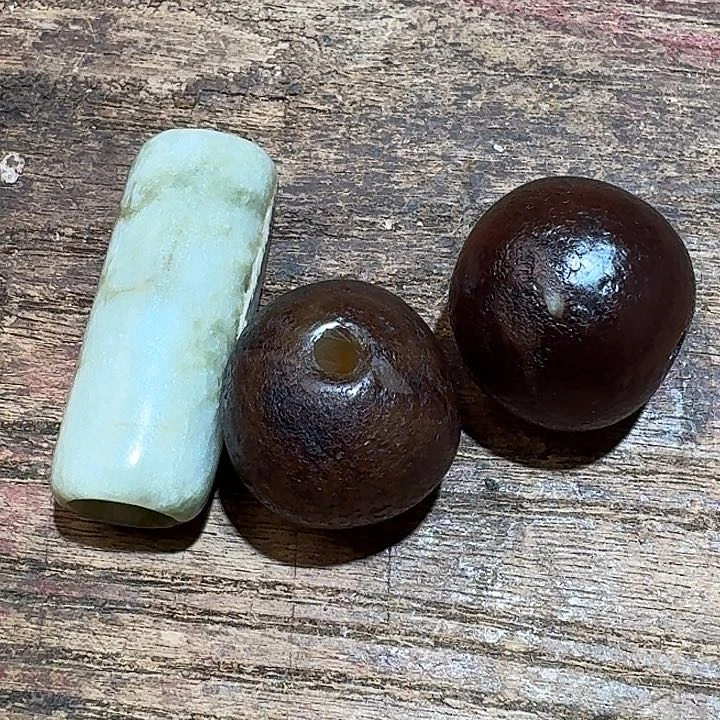 和田玉（糖玉）颈饰未镶嵌