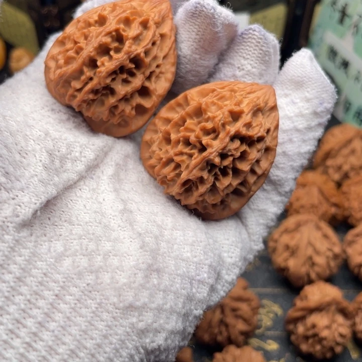 ****恒核桃36尺秦岭野生胖鸡心