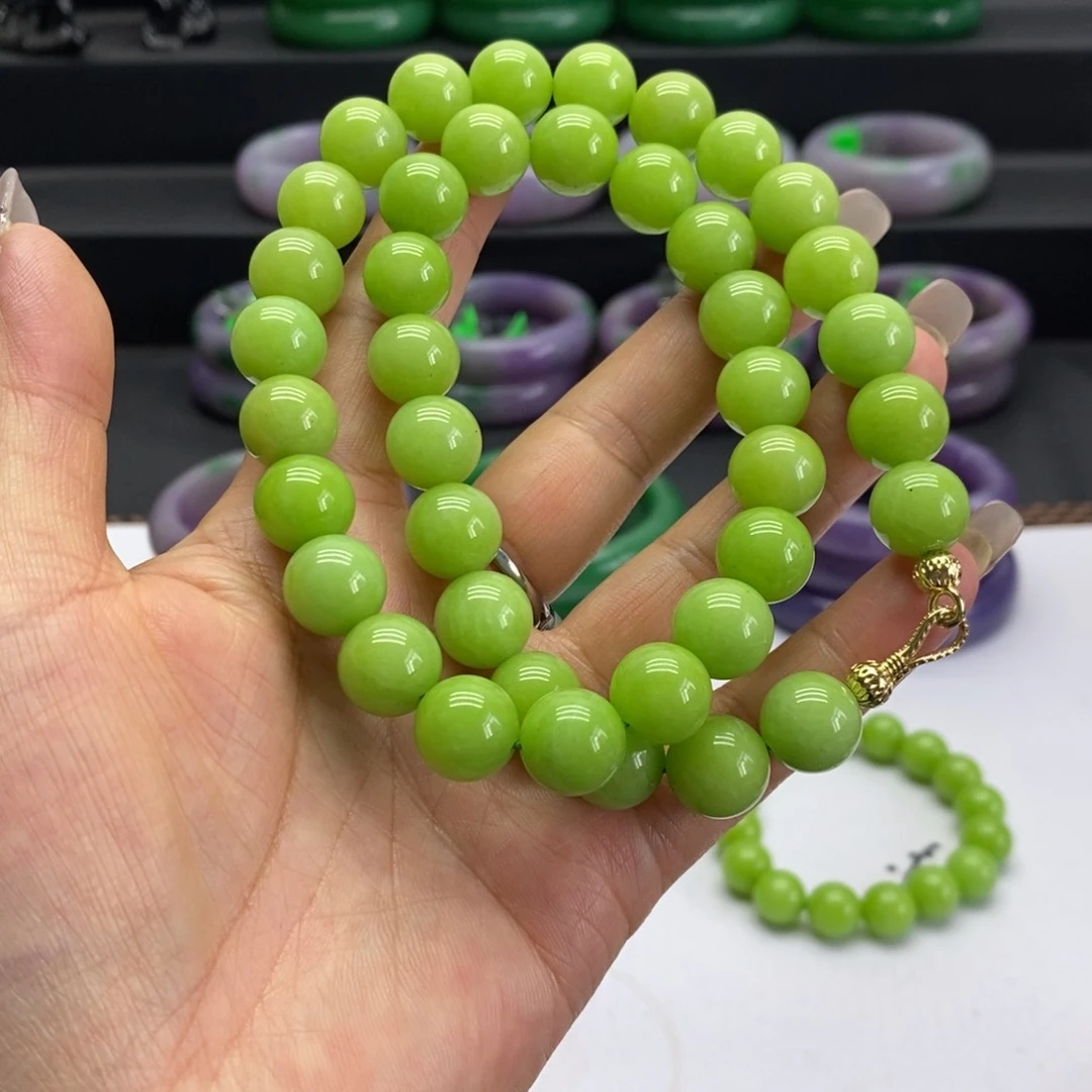 未镶嵌石英质玉珠宝奇石
