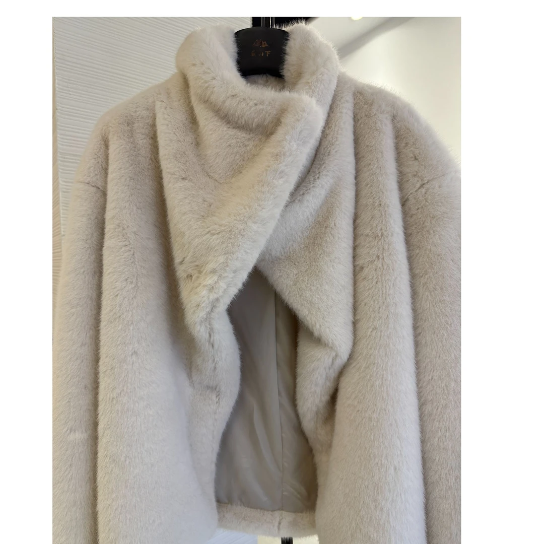 短外套宽松型名媛风3D短款冬季女女士加厚秋冬毛领宽松