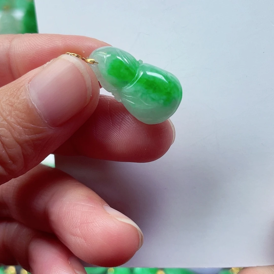 吊坠(不含链)18K金镶嵌翡翠