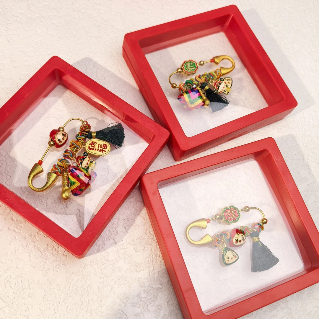 铜合金胸针  一举高粽端午节胸针婴儿宝宝胸针五彩绳外出压惊挂件