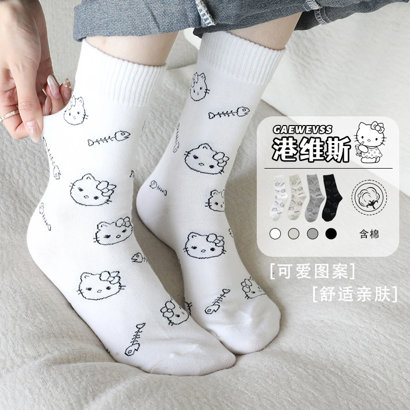 港维斯秋季新款甜美可爱卡通动漫学院风运动风设计感中筒袜休闲风