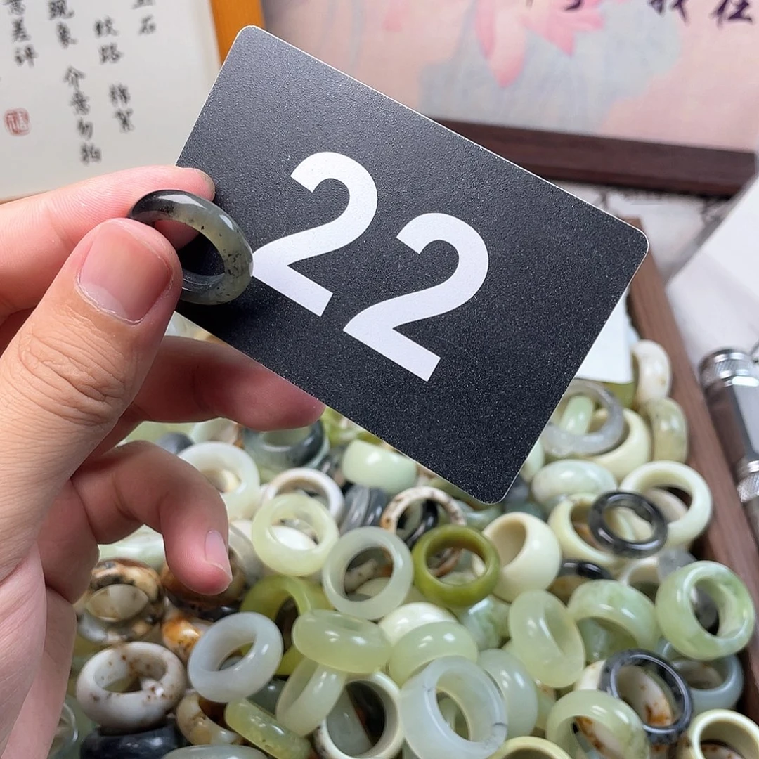 睡***觉蛇纹石玉合金颈饰