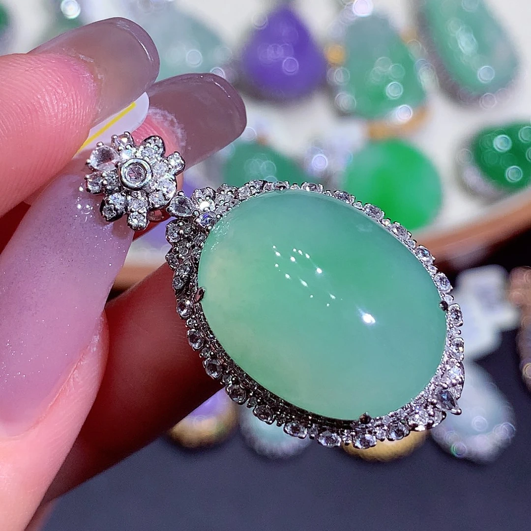 翡翠18K金镶嵌吊坠(不含链)