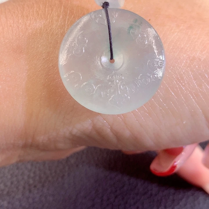 豆***丁定制翡翠未镶嵌翡翠