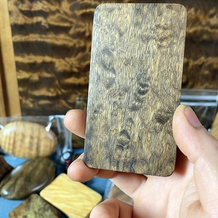 【闪购商品】用****6金丝楠阴沉木无事牌