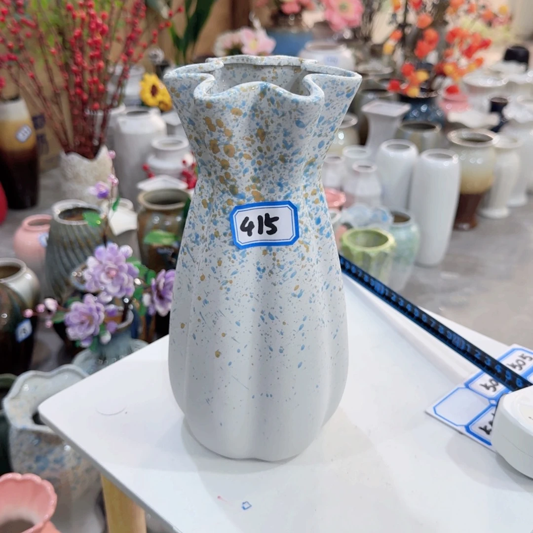 415号陶瓷高24厘米一个