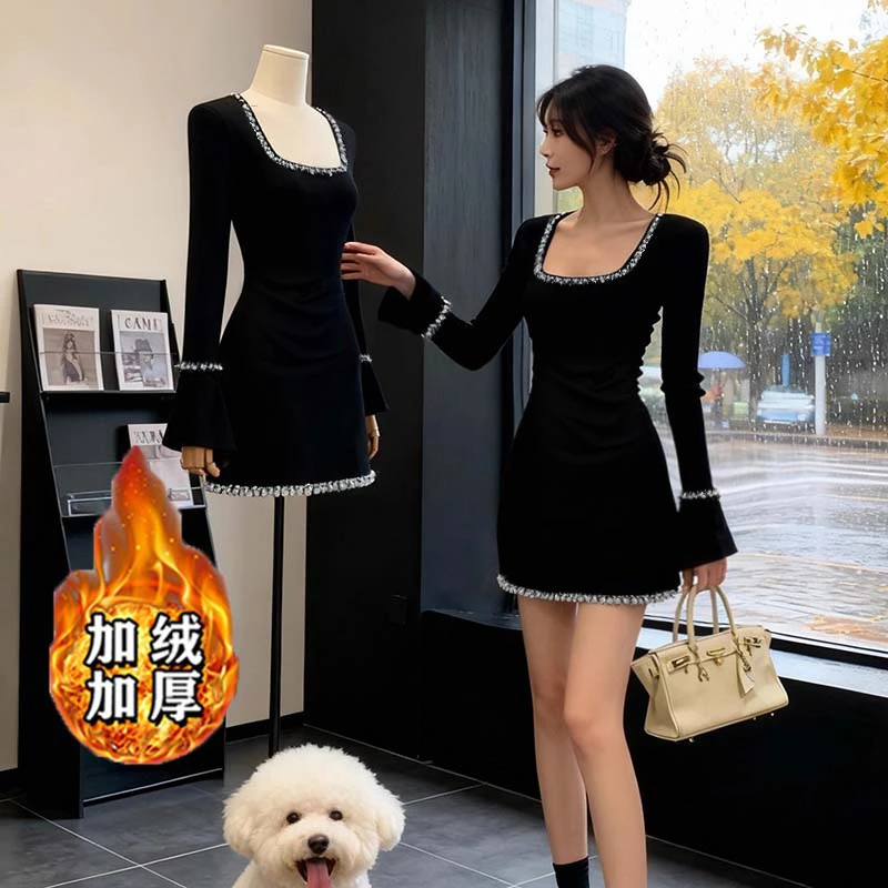 【加绒加厚】气质长袖连衣裙女2025秋冬季千金风修身A字裙D4420