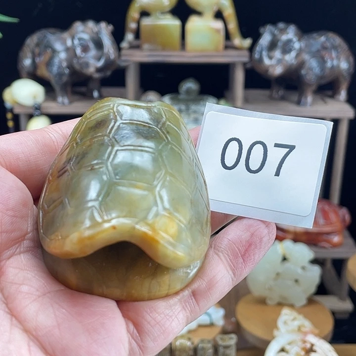 和田玉（糖玉）未镶嵌挂件