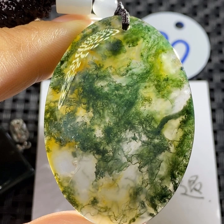 未镶嵌颈饰玛瑙/玉髓涵*