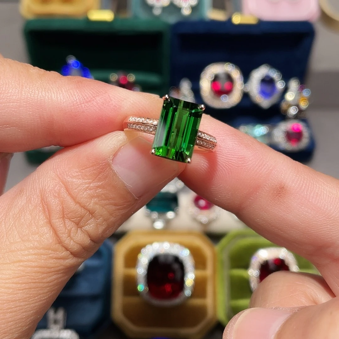 戒指18K金镶嵌碧玺5.05ct