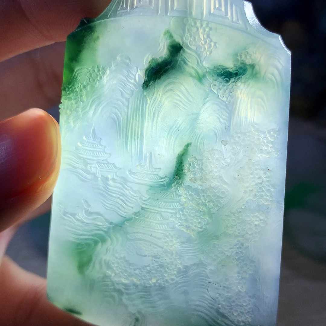 翡翠未镶嵌颈饰翡翠