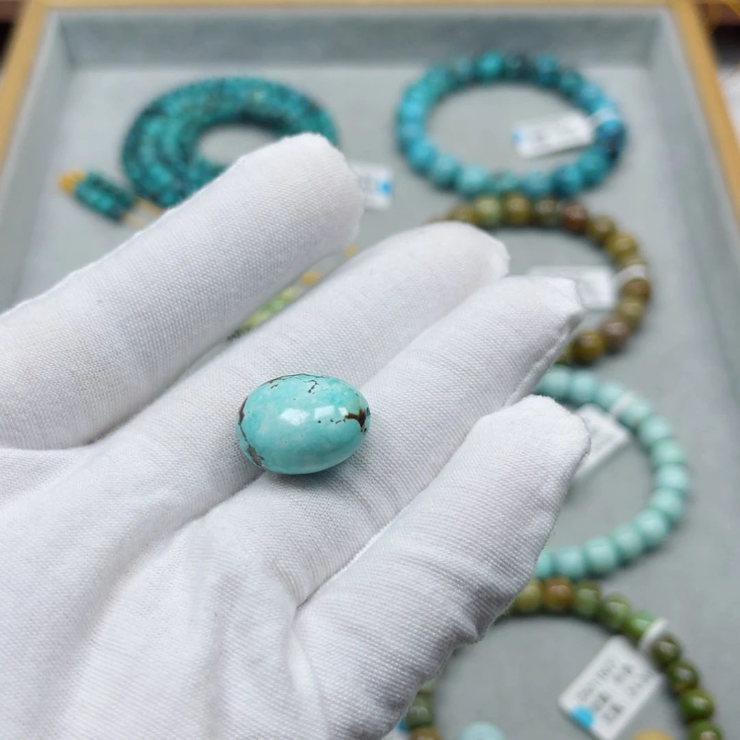 绿松石未镶嵌挂件