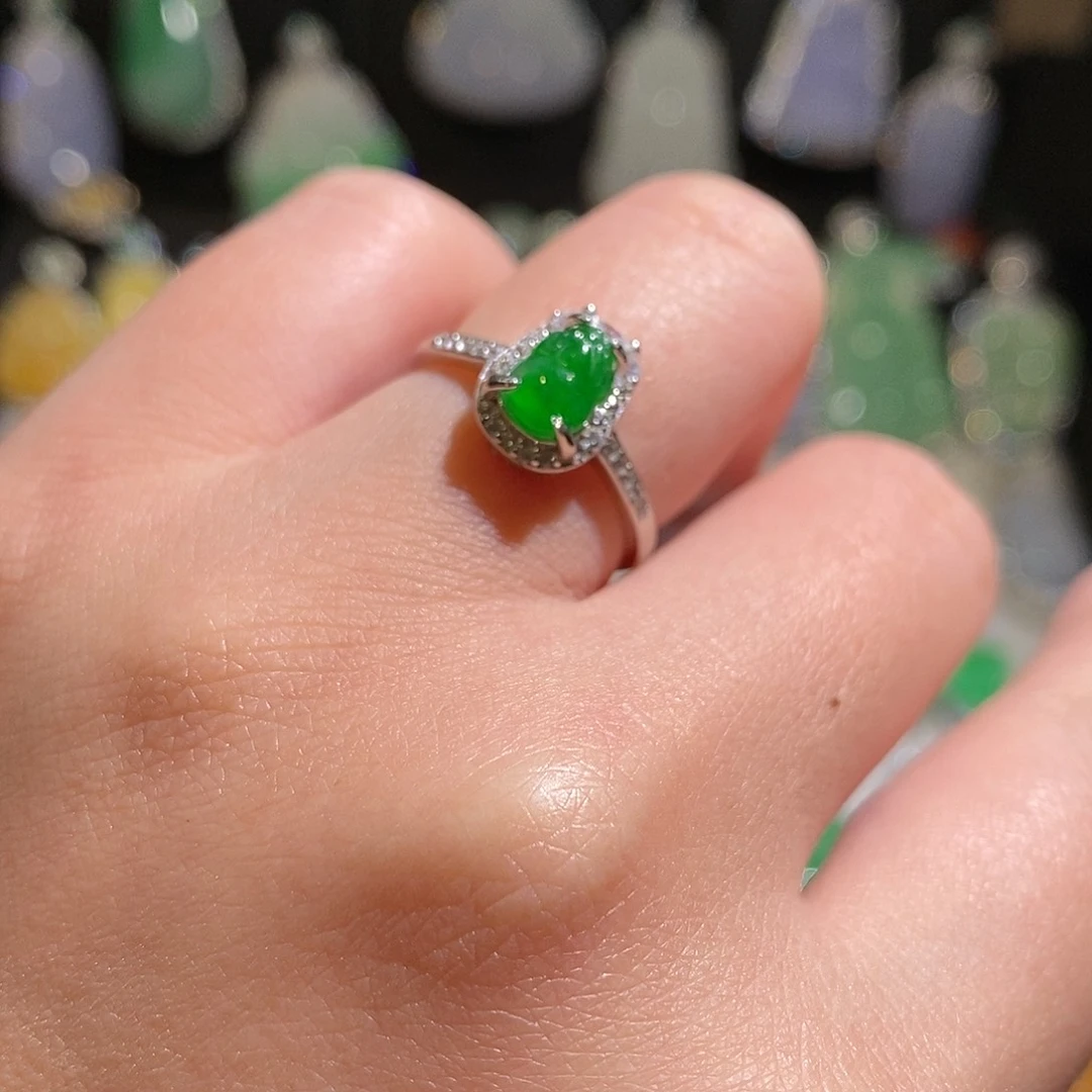 翡翠银S925镶嵌颈饰天然翡翠