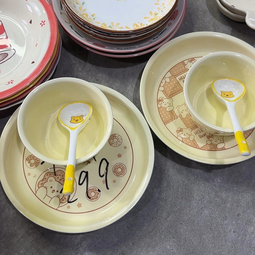 小熊套组两套加两个小熊勺子