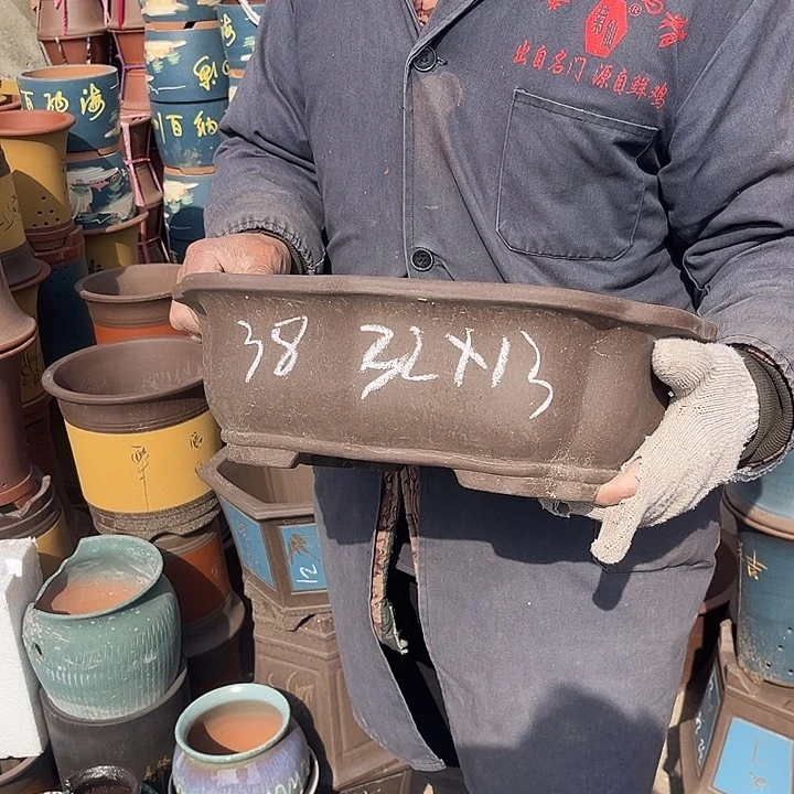 紫砂紫砂花盆和小