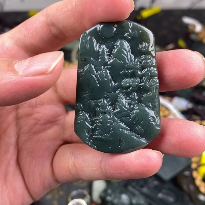 颈饰未镶嵌和田玉