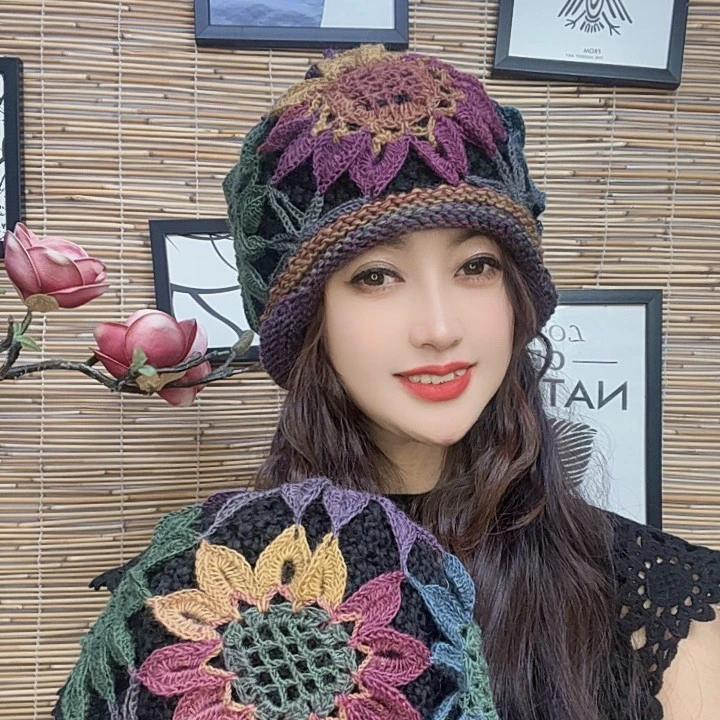 向日葵花冬季（护耳）彩色渐变手工钩花编织帽