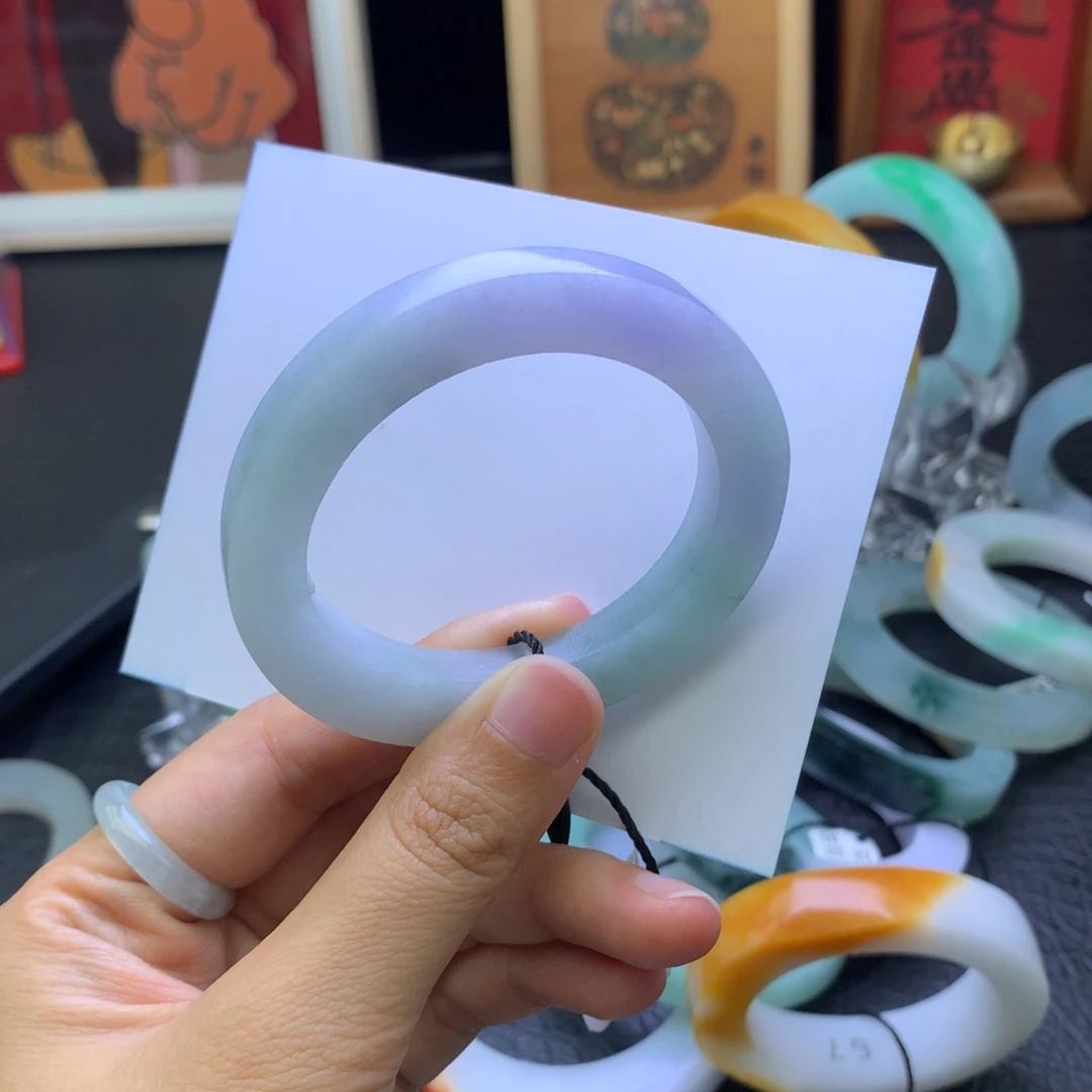 定制翡翠未镶嵌飘花