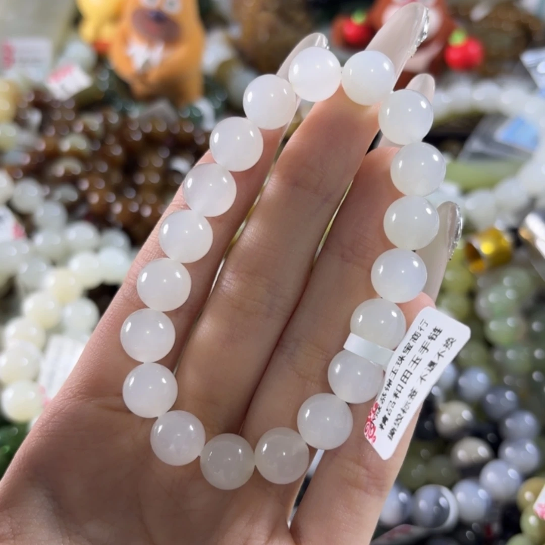 七***糖和田玉未镶嵌手链拍4发1。392