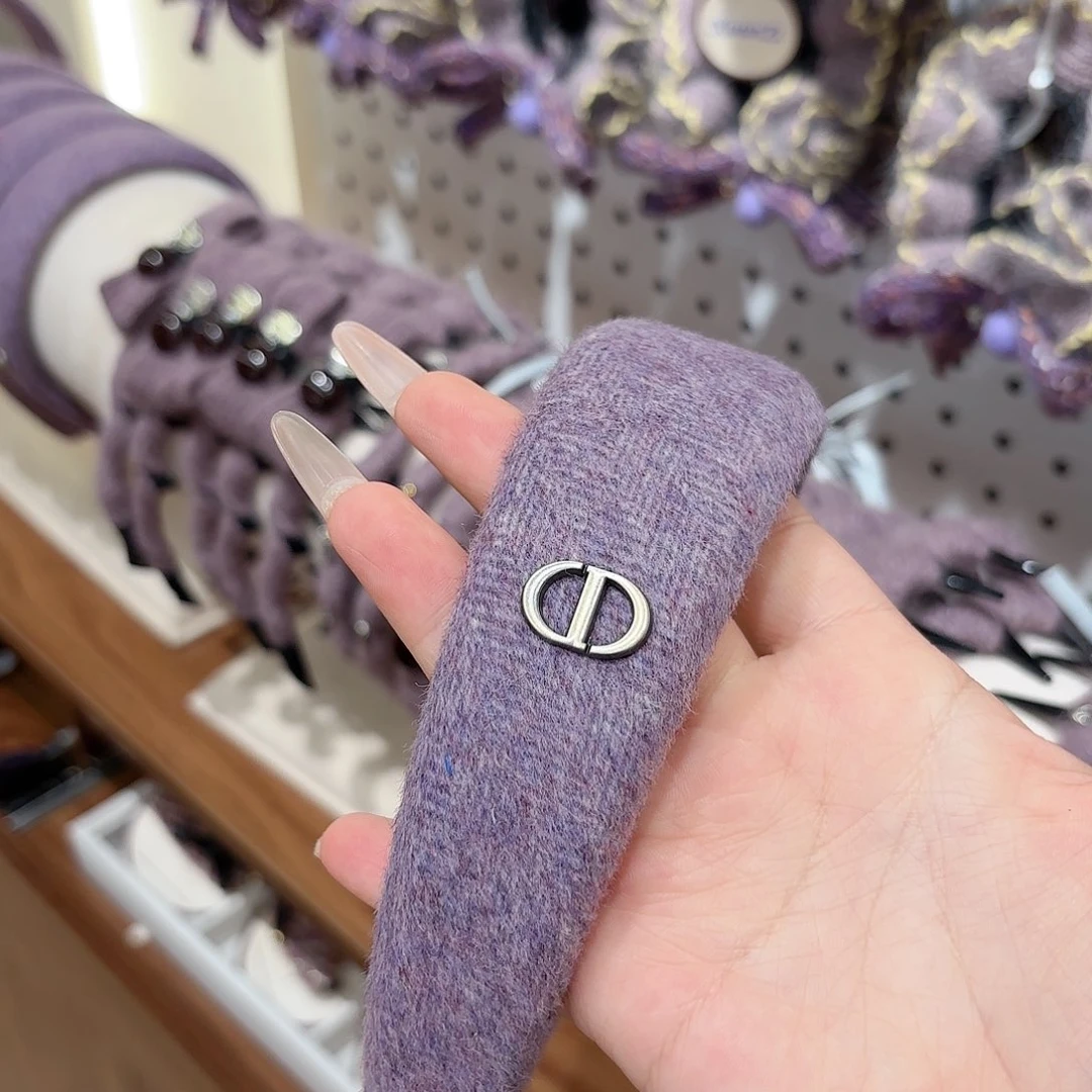 皮质铁合金发饰发夹