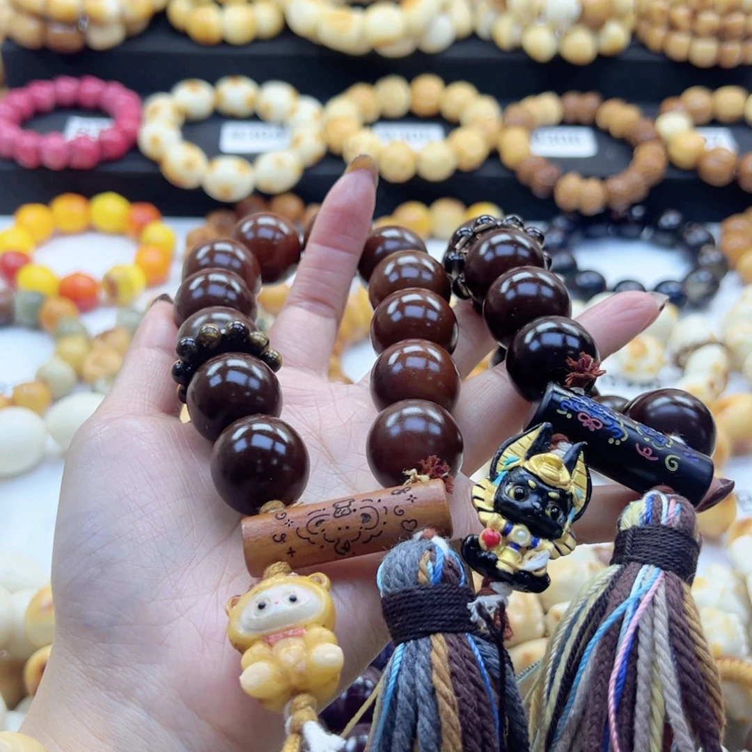 吊坠白玉菩提'****）22-23卡干车干磨菩提➕根付微瑕