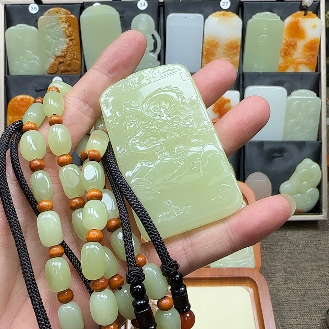 啊***鑎昆仑山料一物一拍双面龙