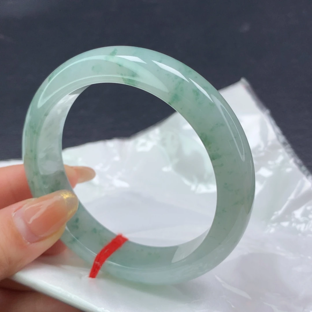 翡翠手镯未镶嵌(49号)小轮胎